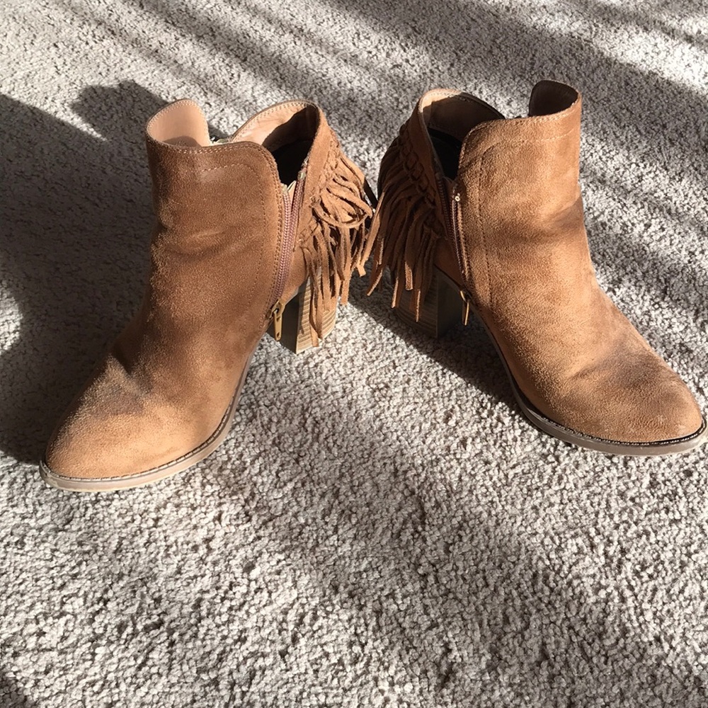 Western boho suede fringe booties